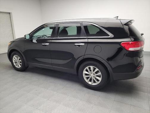 2018 Kia Sorento LX