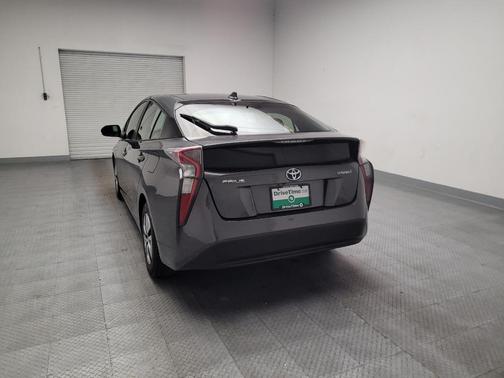 Magnetic Gray Metallic 2016 Toyota Prius Two