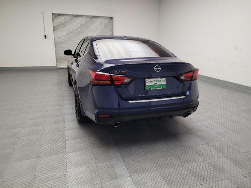 2023 Nissan Altima SR FWD