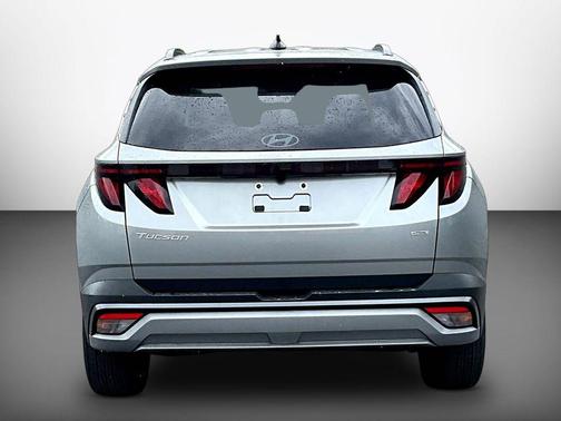 Shimmering Silver 2026 Hyundai TUCSON SEL