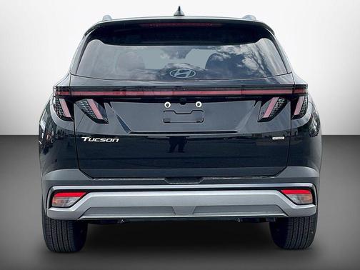 Phantom Black 2026 Hyundai TUCSON SEL Premium