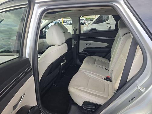 Shimmering Silver 2023 Hyundai TUCSON Limited
