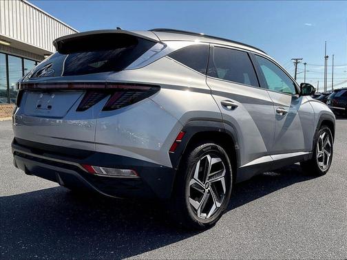 Shimmering Silver 2023 Hyundai TUCSON Limited