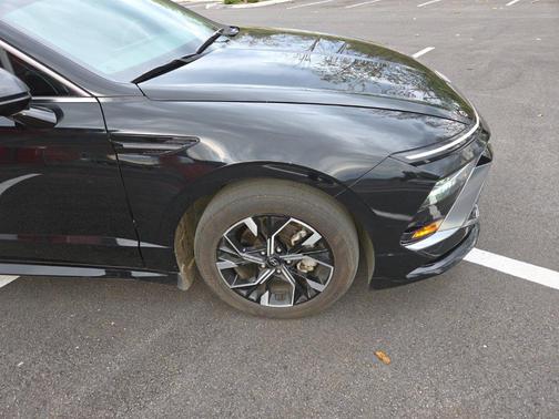 Abyss Black 2025 Hyundai SONATA SEL