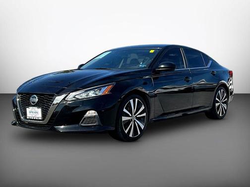 Super Black 2020 Nissan Altima SR FWD
