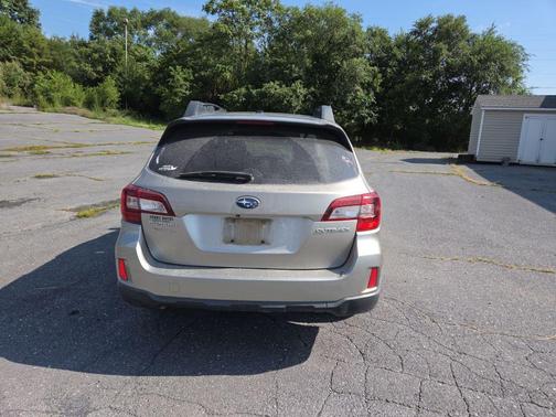 Tungsten Metallic 2015 Subaru Outback 2.5i Premium