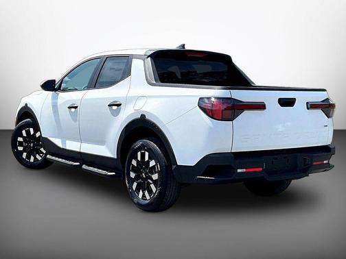 Atlas White 2026 Hyundai SANTA CRUZ SE