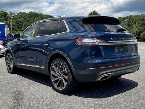 Rhapsody Blue 2019 Lincoln Nautilus Reserve