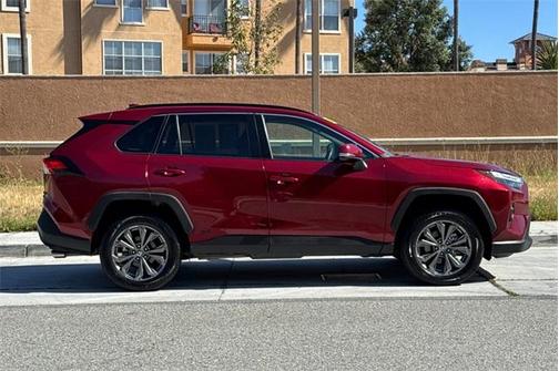 2022 Toyota RAV4 Hybrid XLE Premium