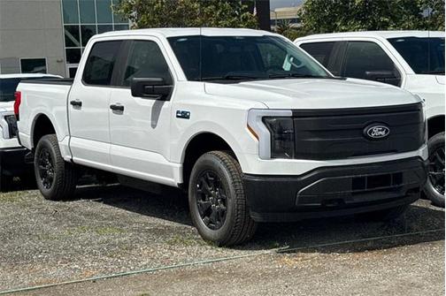 2025 Ford F-150 Lightning Pro