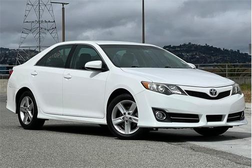 2013 Toyota Camry SE
