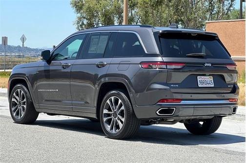 2022 Jeep Grand Cherokee Overland