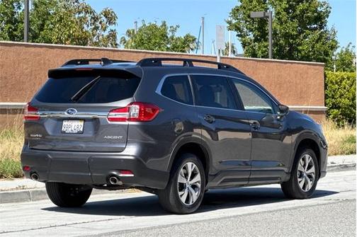 2022 Subaru Ascent Premium 8-Passenger