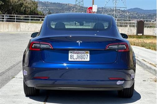 2019 Tesla Model 3 Mid Range
