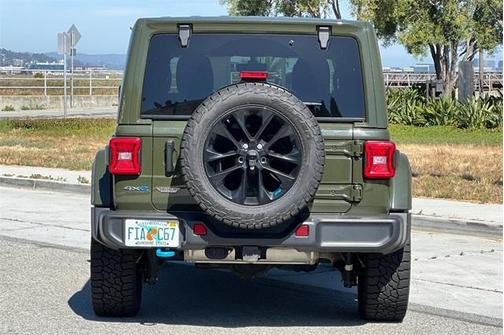 2022 Jeep Wrangler Unlimited 4xe Sahara
