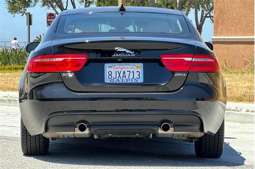 2019 Jaguar XE 25t Premium