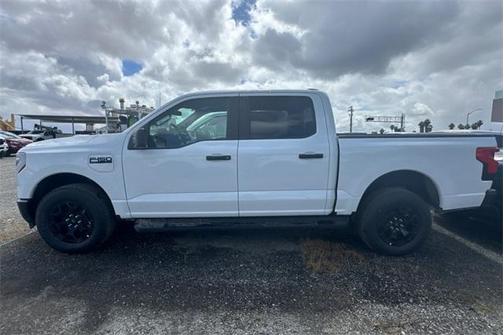 2025 Ford F-150 Lightning Pro