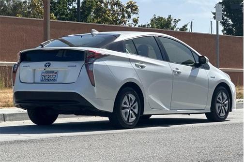 2017 Toyota Prius Three