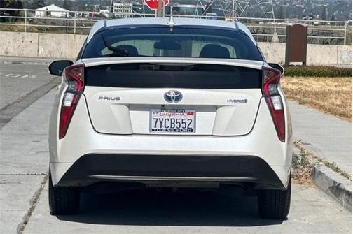 2017 Toyota Prius Three