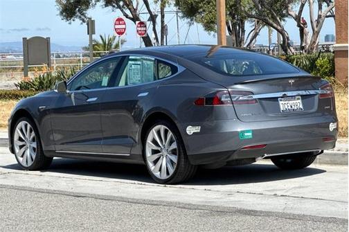 2013 Tesla Model S Performance