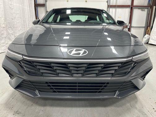 2025 Hyundai ELANTRA Sport