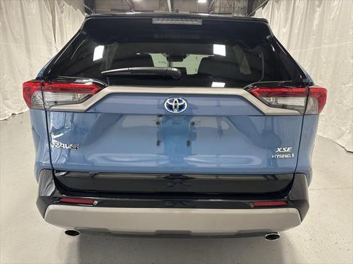 2024 Toyota RAV4 Hybrid SE