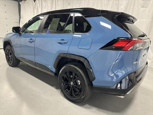 2024 Toyota RAV4 Hybrid SE