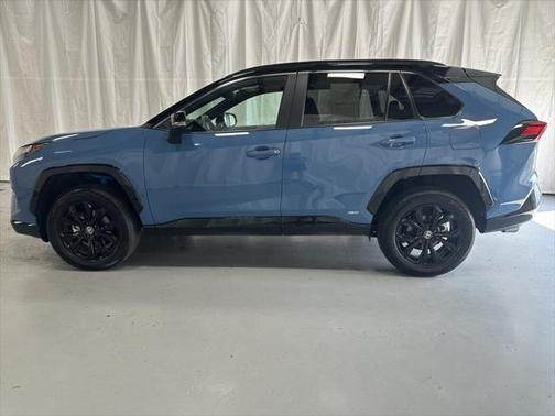 2024 Toyota RAV4 Hybrid SE