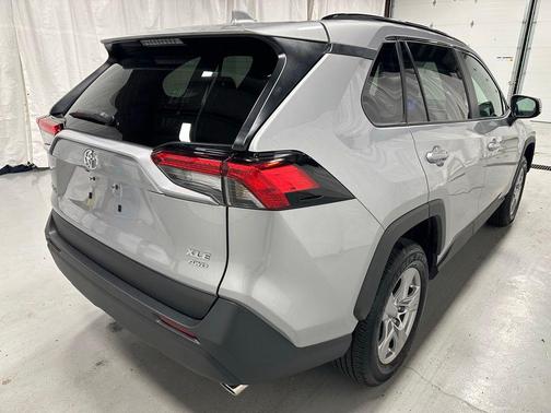 Silver Sky Metallic 2025 Toyota RAV4 XLE