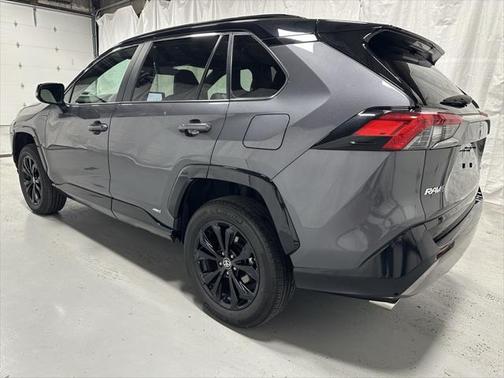 2024 Toyota RAV4 Hybrid SE