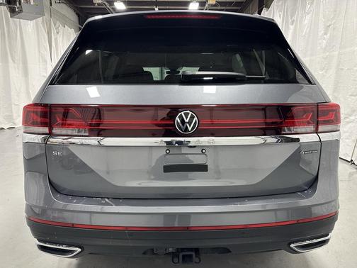 2025 Volkswagen Atlas 2.0T SE w/Technology 4MOTION