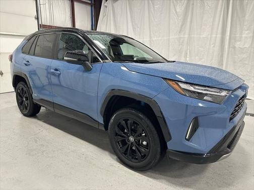 2024 Toyota RAV4 Hybrid SE