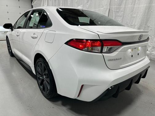 2025 Toyota Corolla SE