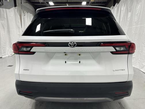 2025 Toyota Grand Highlander Limited