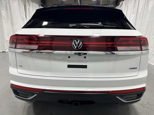 2025 Volkswagen Atlas Cross Sport 2.0T SE w/Technology 4MOTION