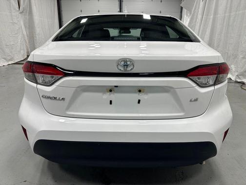 Ice Cap 2026 Toyota Corolla LE