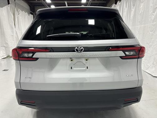 2025 Toyota Grand Highlander XLE