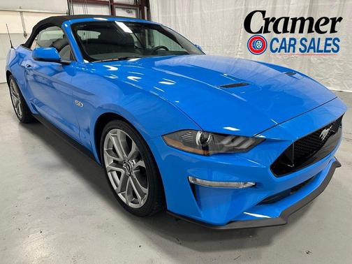 Grabber Blue Metallic 2022 Ford Mustang GT Premium