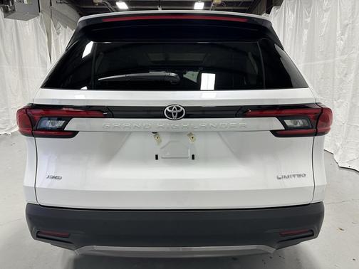 2025 Toyota Grand Highlander Limited