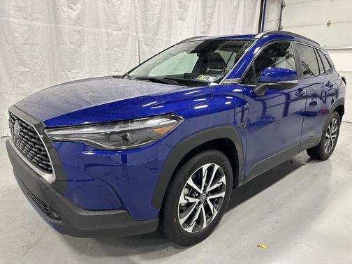 2024 Toyota Corolla Cross XLE