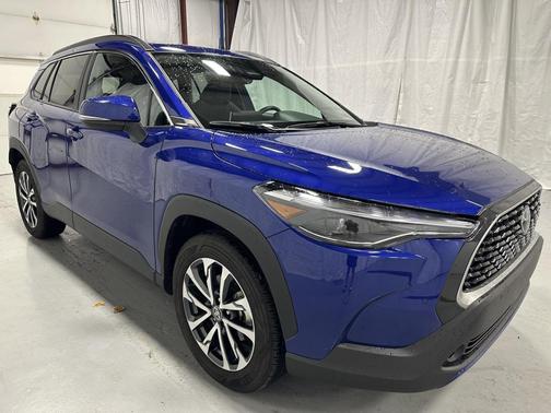 2024 Toyota Corolla Cross XLE