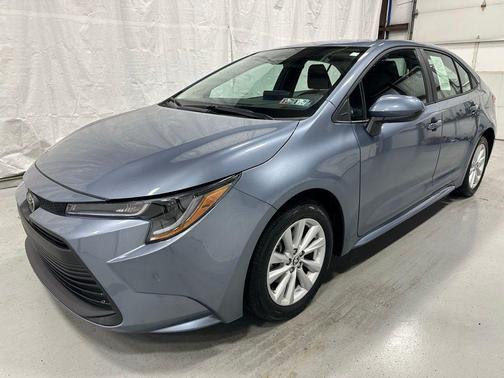 Celestite 2025 Toyota Corolla LE