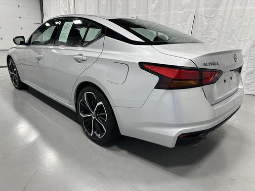 2024 Nissan Altima SR FWD