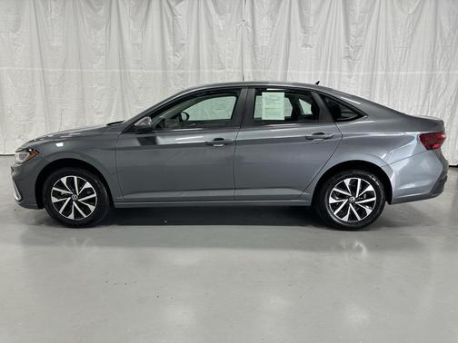2025 Volkswagen Jetta 1.5T S