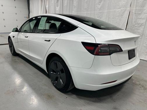 2023 Tesla Model 3 Standard Range