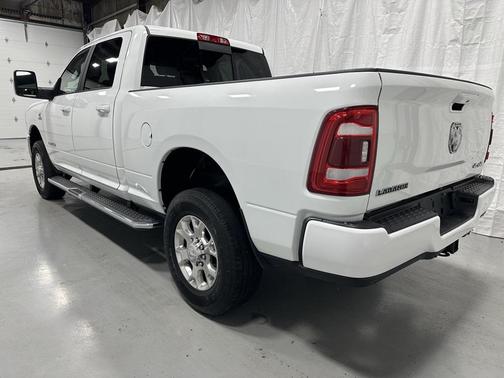 2024 RAM 2500 Laramie Crew Cab 4x4 6'4' Box