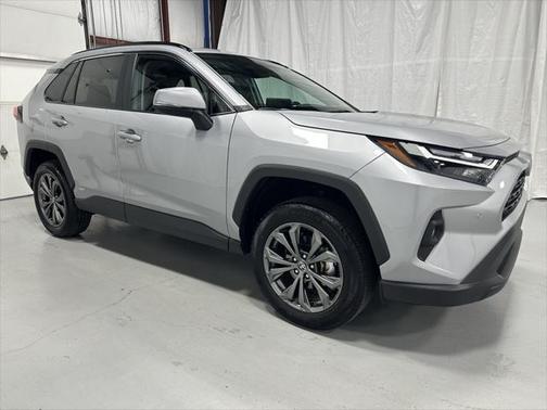 2024 Toyota RAV4 Hybrid XLE Premium