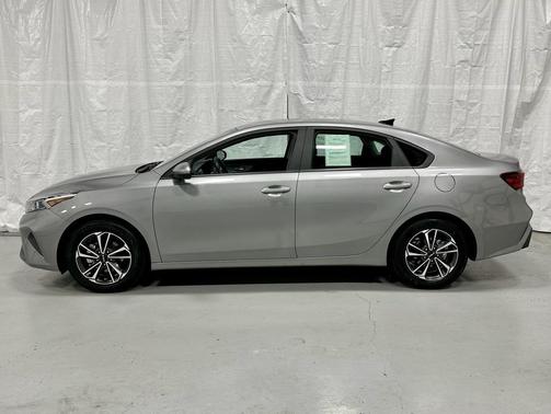 Steel Gray 2024 Kia Forte LXS