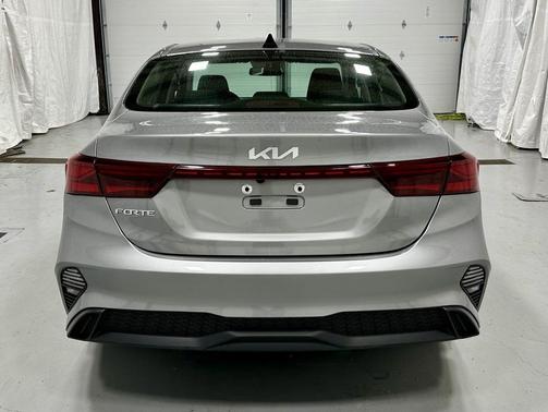 Steel Gray 2024 Kia Forte LXS
