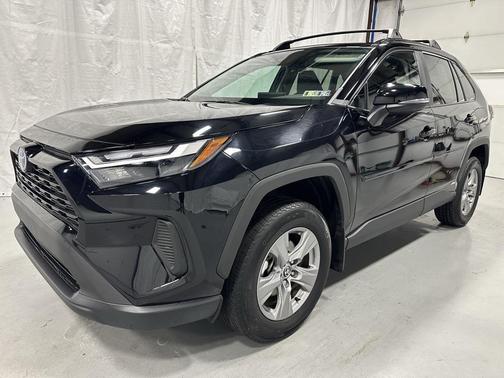 2024 Toyota RAV4 Hybrid LE